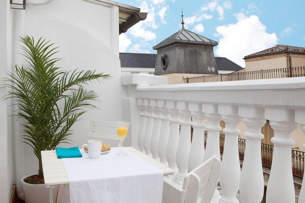 Ferienwohnung Luminoso Apartamento Con Terraza En Sol Madrid Exterior foto