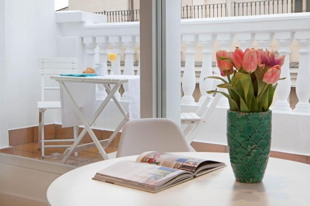 Ferienwohnung Luminoso Apartamento Con Terraza En Sol Madrid Exterior foto