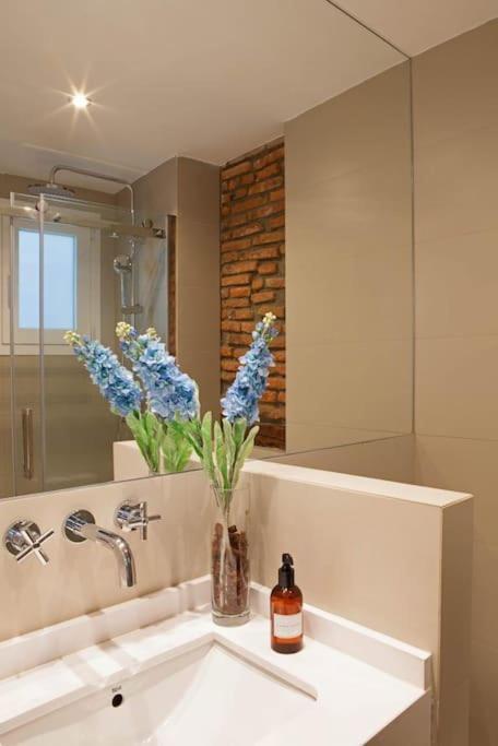 Ferienwohnung Luminoso Apartamento Con Terraza En Sol Madrid Exterior foto